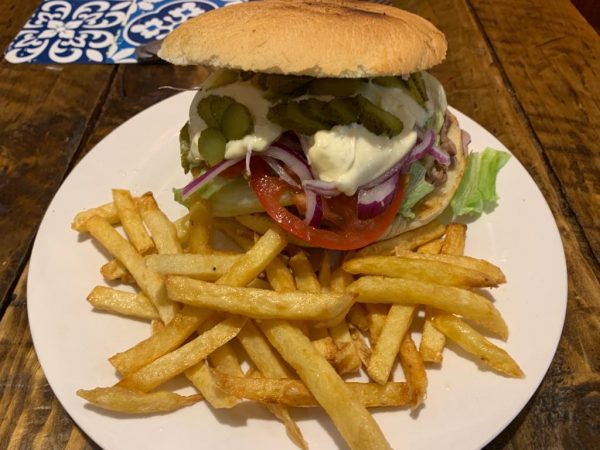 Classic Burger + Papas Fritas - Imagen 2